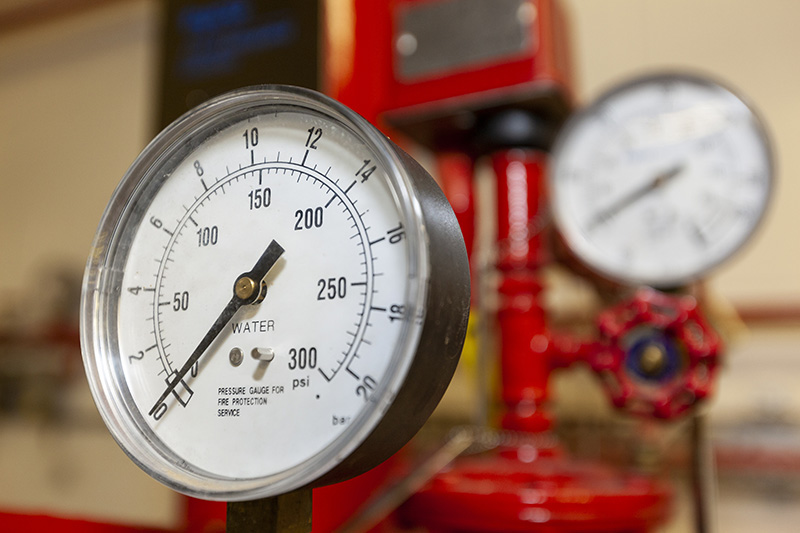 Dry vs Liquid Gauge How to Choose? Article Royal Brass & Hose